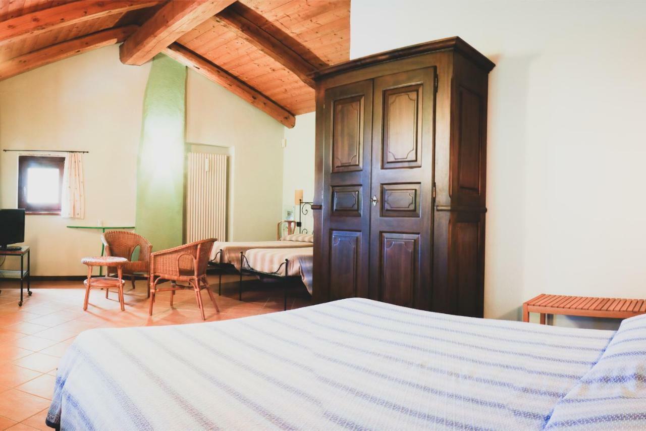 Agriturismo Fiori Di Zucca Fossano Bagian luar foto