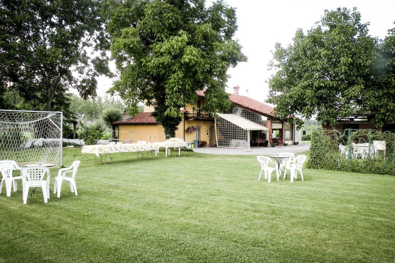Agriturismo Fiori Di Zucca Fossano Bagian luar foto