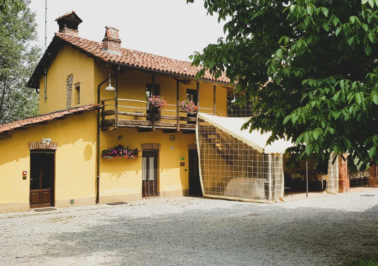Agriturismo Fiori Di Zucca Fossano Bagian luar foto